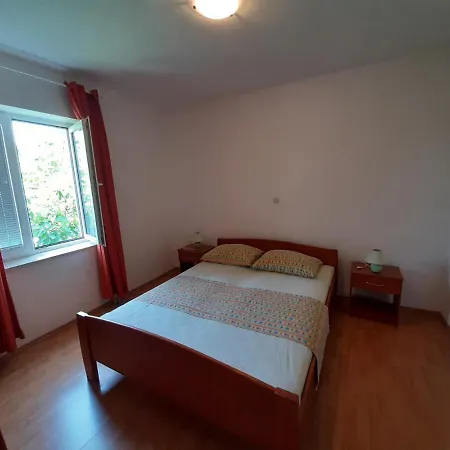 Apartments Bruna - 300M From Beach *