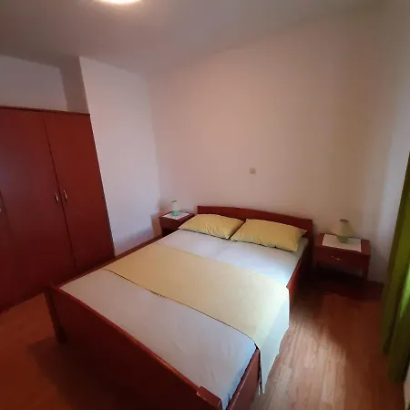 Apartments Bruna - 300M From Beach