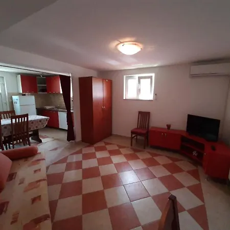 Apartments Bruna - 300M From Beach