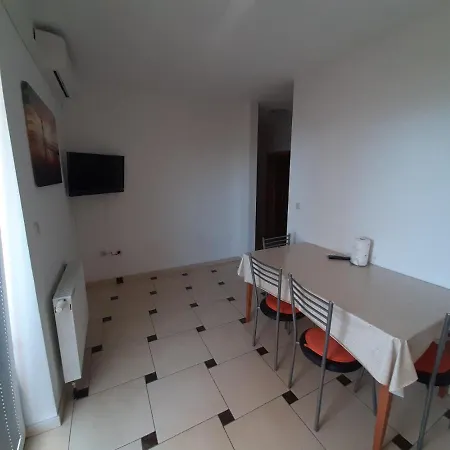 Apartments Bruna - 300M From Beach *