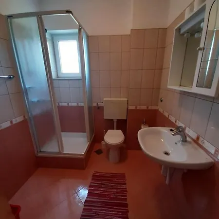 Apartments Bruna - 300M From Beach * Pakoštane
