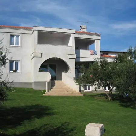 Appartement Apartments Bruna - 300M From Beach